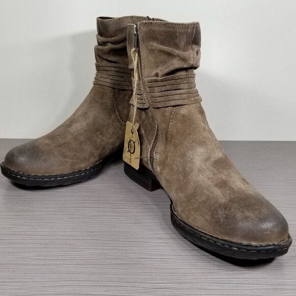 Born Cross Fringe Bootie, Brown Suede, Womens Size 10 M - Picture 4 of 11